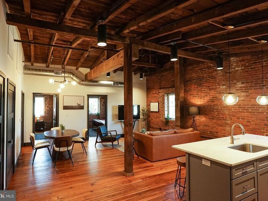 437 439 W Grant Street, Unit 303, Lancaster, PA 17603 Main Photo