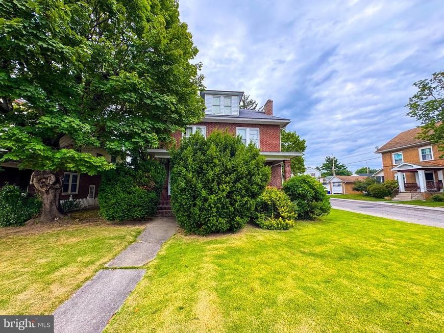 9 Lombardy Circle, Lewistown, PA 17044 Main Photo