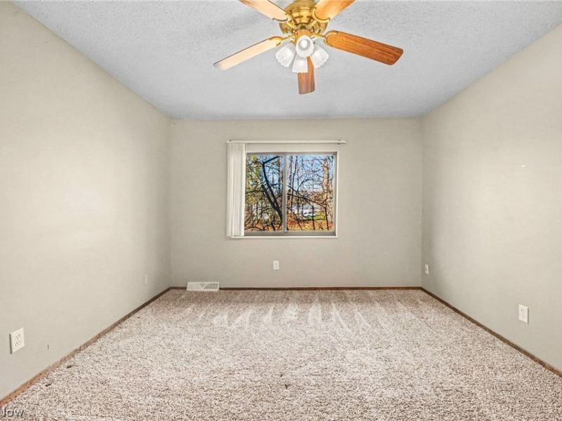 7090 Bristlewood Drive , Unit H, Concord, OH 44077 Photo 13