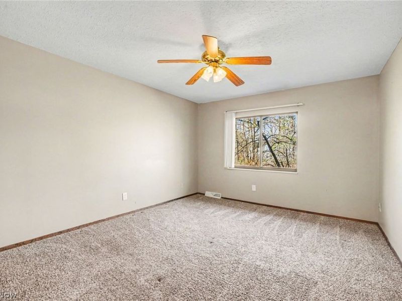 7090 Bristlewood Drive , Unit H, Concord, OH 44077 Photo 14