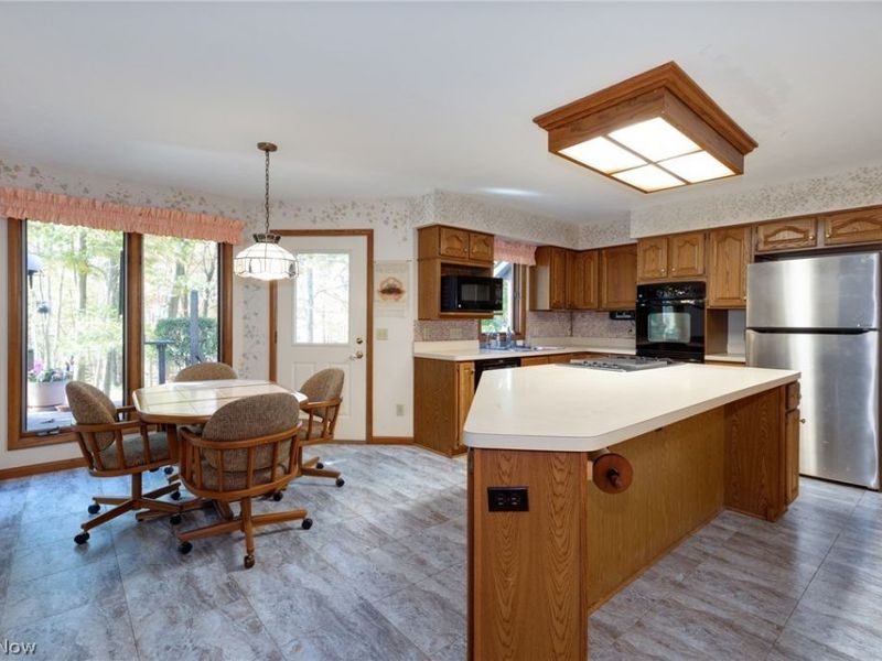 200 Greentree Circle , Aurora, OH 44202 Photo 27