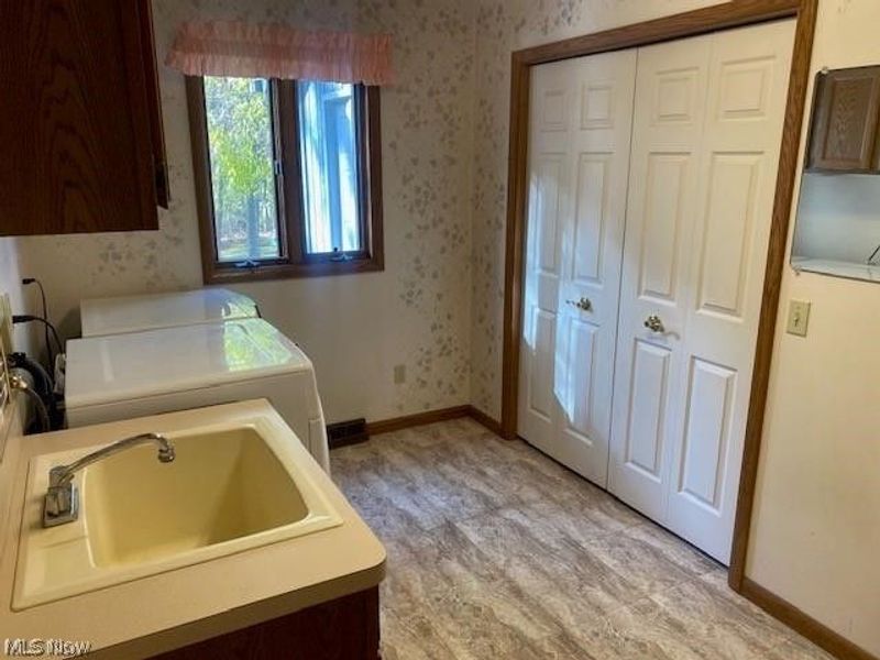 200 Greentree Circle , Aurora, OH 44202 Photo 31