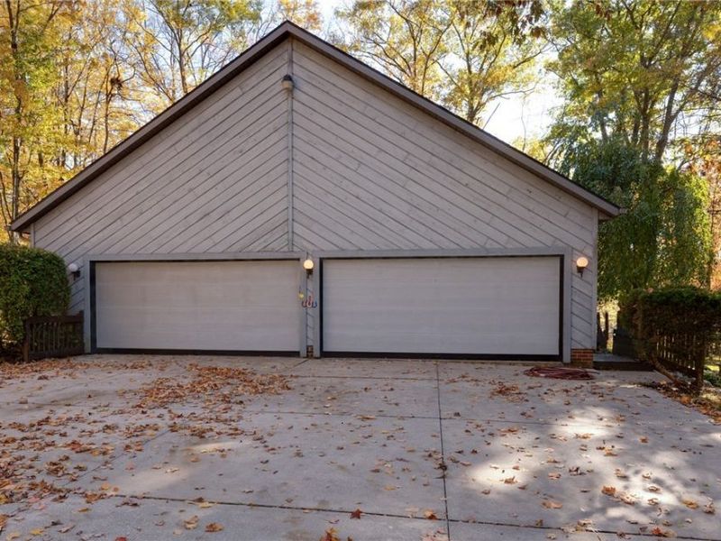 200 Greentree Circle , Aurora, OH 44202 Photo 6