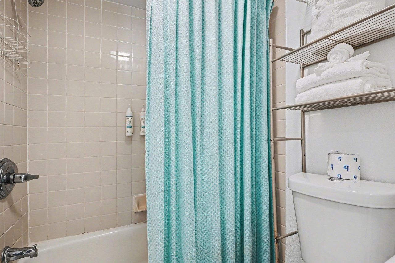 2001 S Ocean Blvd. Photo 16