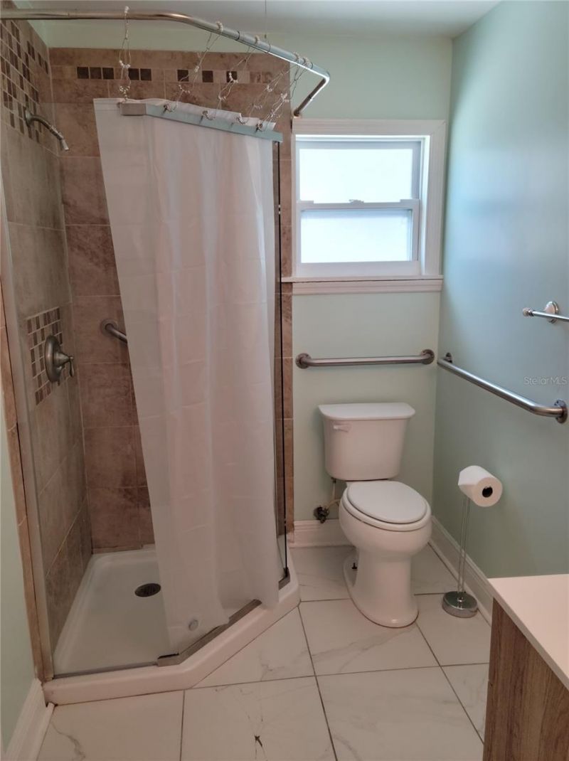 1775 Fruitville Road , Sarasota, FL 34236 Photo