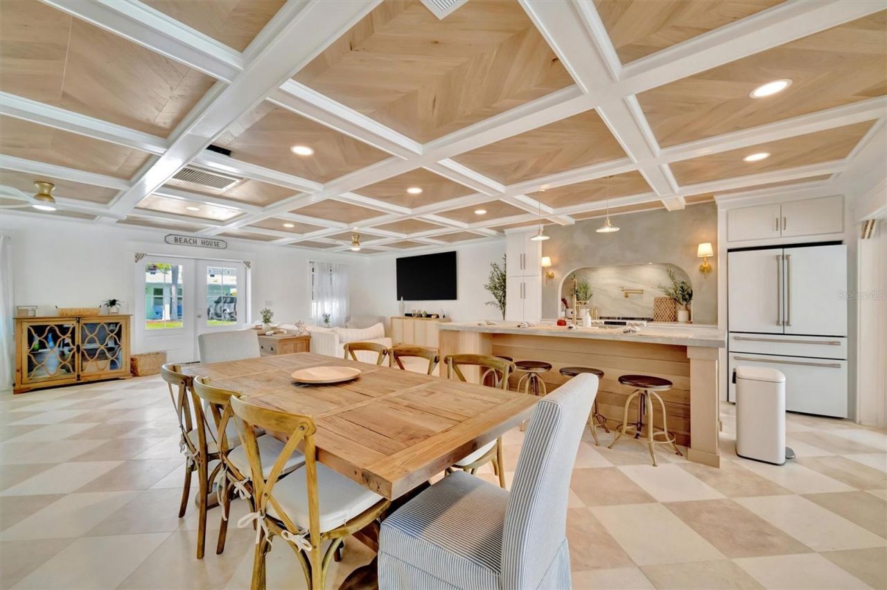 117 81st Street, Holmes Beach, FL 34217 Photo