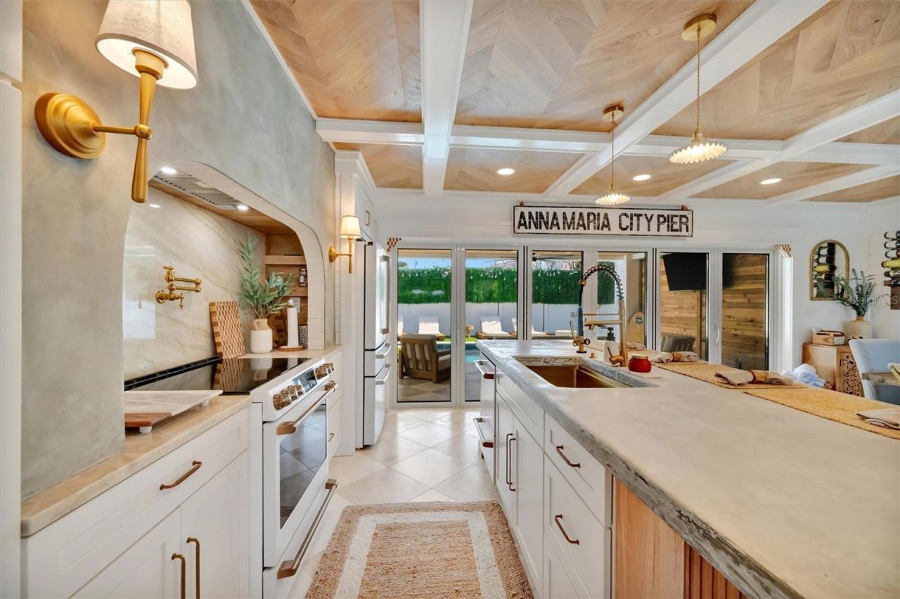 117 81st Street, Holmes Beach, FL 34217 Photo