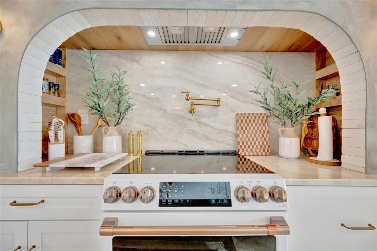 117 81st Street, Holmes Beach, FL 34217 Photo