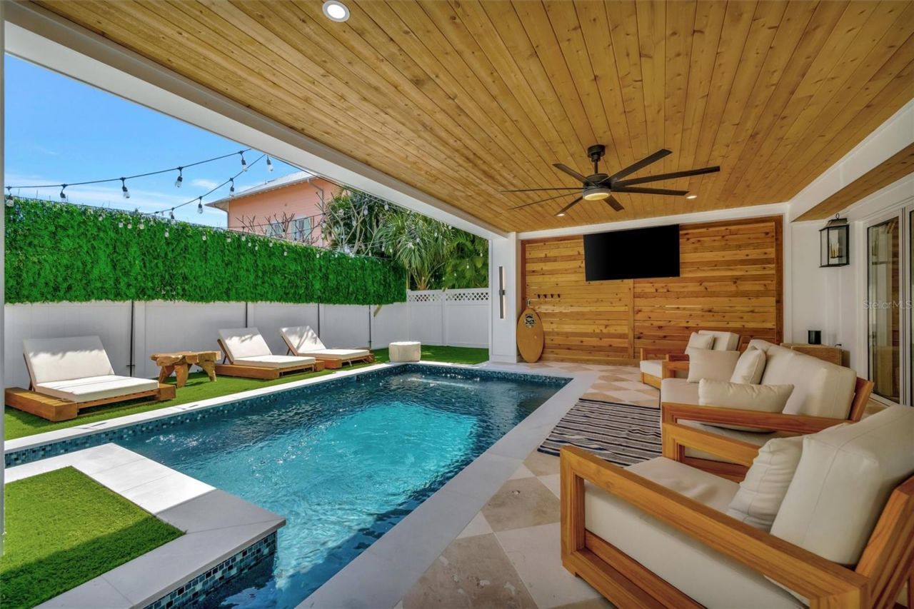 117 81st Street, Holmes Beach, FL 34217 Photo