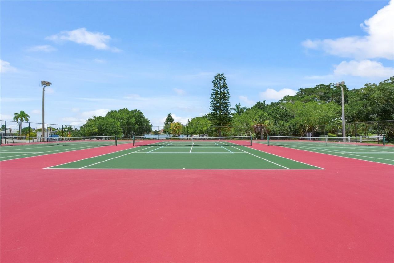 117 81st Street, Holmes Beach, FL 34217 Photo