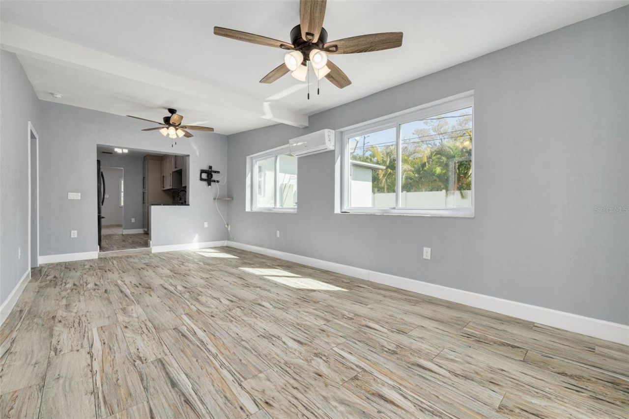 4608 30th Avenue N, Saint Petersburg, FL 33713 Photo