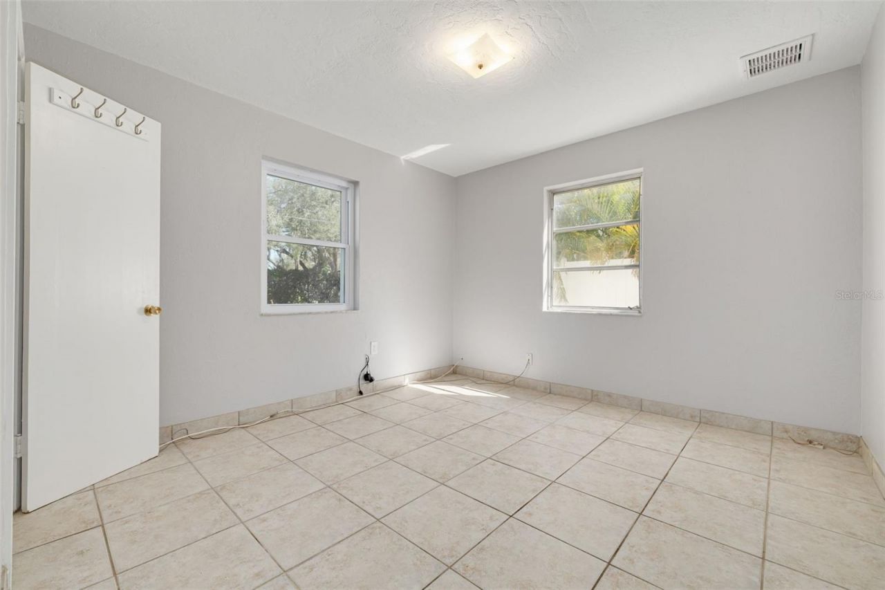 4608 30th Avenue N, Saint Petersburg, FL 33713 Photo