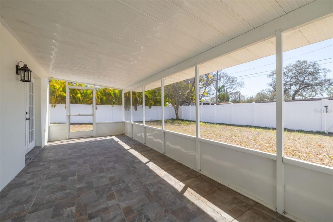 4608 30th Avenue N, Saint Petersburg, FL 33713 Photo