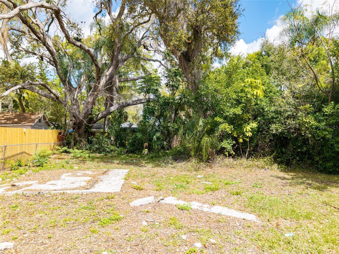 1107 Putnam Drive , Sarasota, FL 34234 Photo