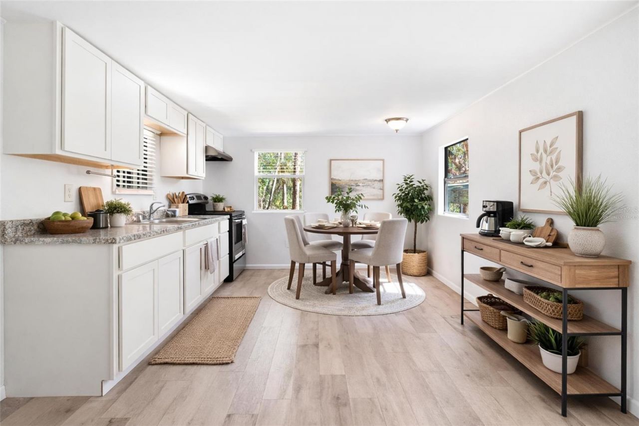 13401 Palm Drive , Astatula, FL 34705 Photo