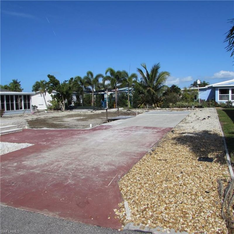 4958 Mullette Ln , Saint James City, FL 33956 Photo