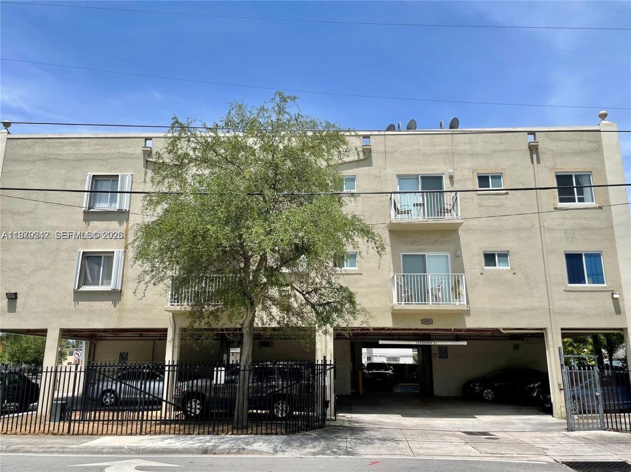 3201 W Flagler St, Unit 102, Miami, FL 33135 Photo