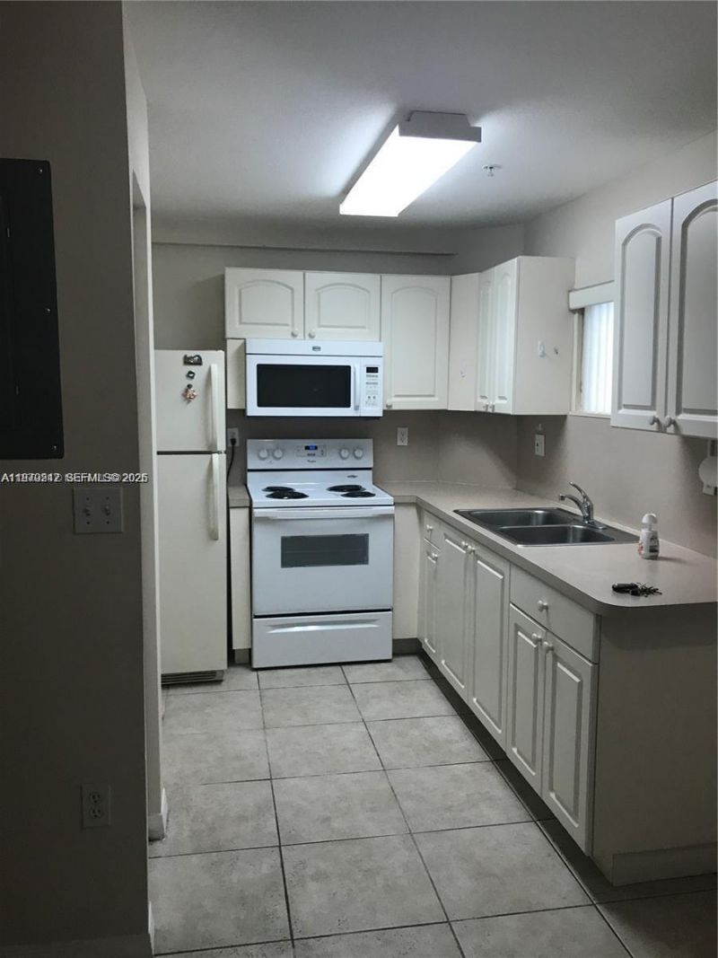 3201 W Flagler St, Unit 102, Miami, FL 33135 Photo