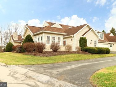 3301 SHELLERS BND, Unit 949, STATE COLLEGE, PA 16801