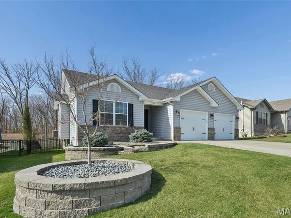 500 Indian Lake Drive, Wright City, MO 63390