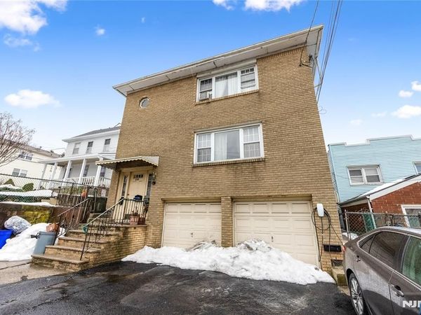 698 Fairview Avenue, FAIRVIEW, NJ 07022