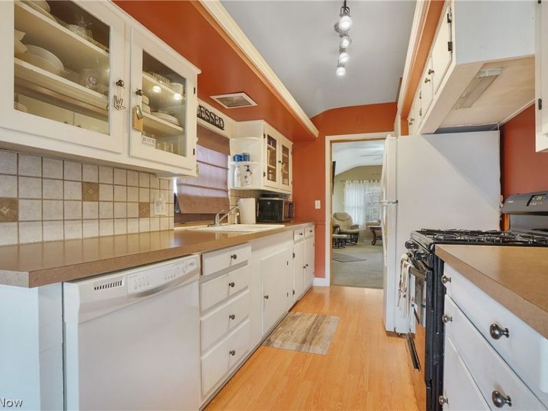 1524 24th Street NW, Canton, OH 44709 Photo 12