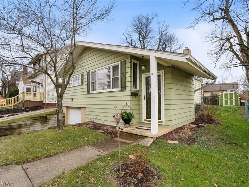 1524 24th Street NW, Canton, OH 44709 Photo 3