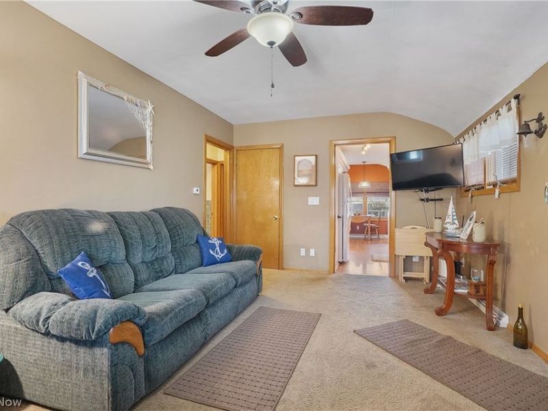 1524 24th Street NW, Canton, OH 44709 Photo 9