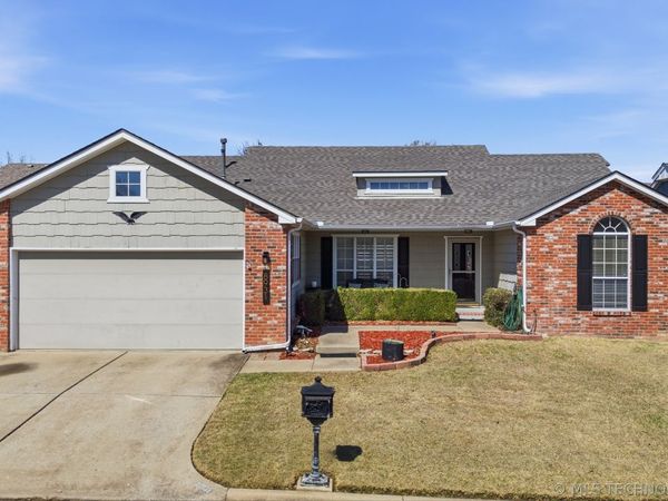 8931 E 62nd Place S, Tulsa, OK 74133