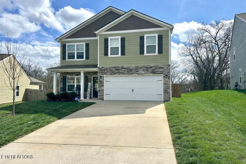 1847 Hampton Place Circle, Loudon, TN 37774 Main Photo