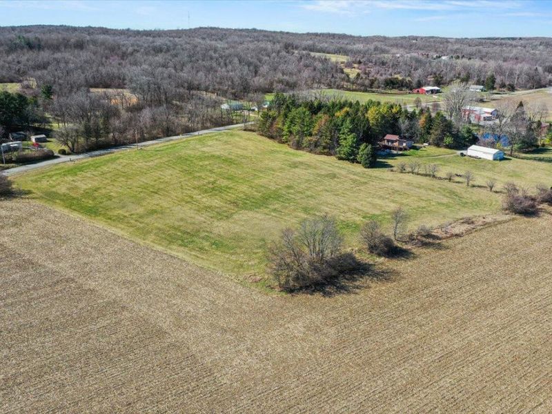 160 N County Road 25, Bellefontaine, OH 43311 Photo 10