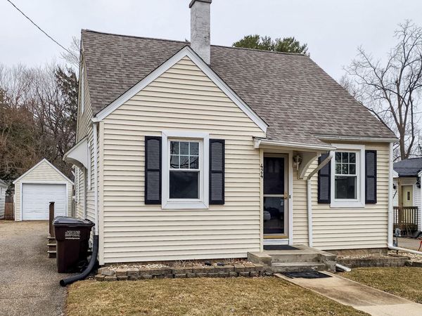 424 Robert St, Fort Atkinson, WI 53538