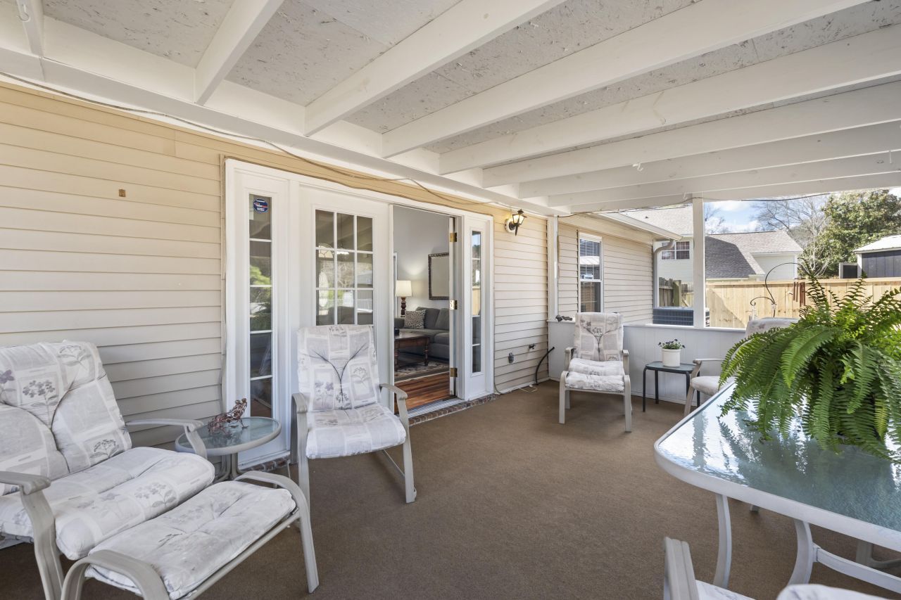 234 St Awdry Street Photo 24