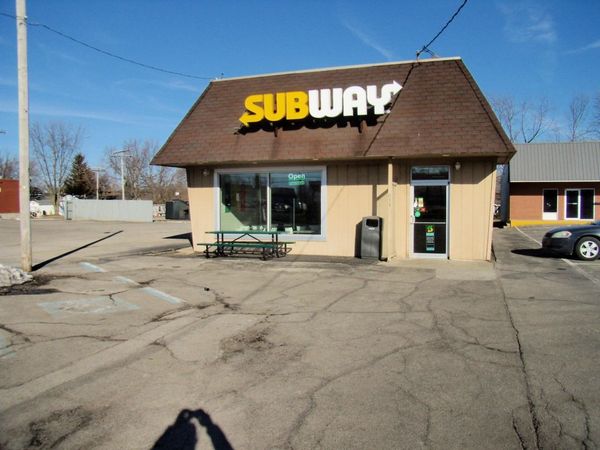 614 N Wayne St., Angola, IN 46703