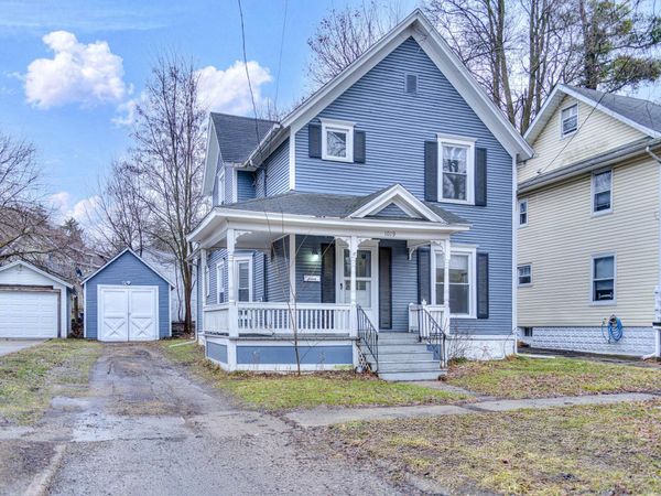 1019 Woodbridge Street, Jackson, MI 49203