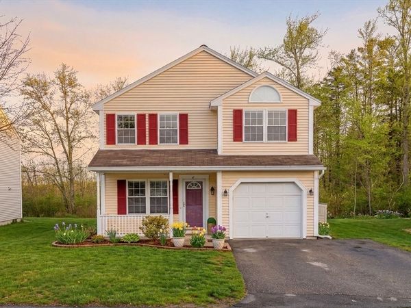 76 Juniper Lane, Unit 76, Tewksbury, MA 01876