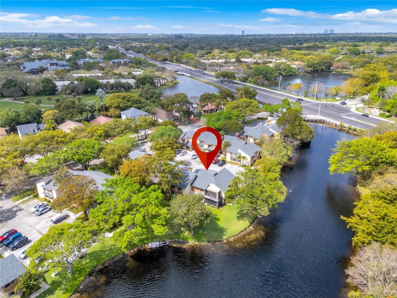 32 Wimbledon Lake Dr, Unit 221, Plantation, FL 33324 Photo