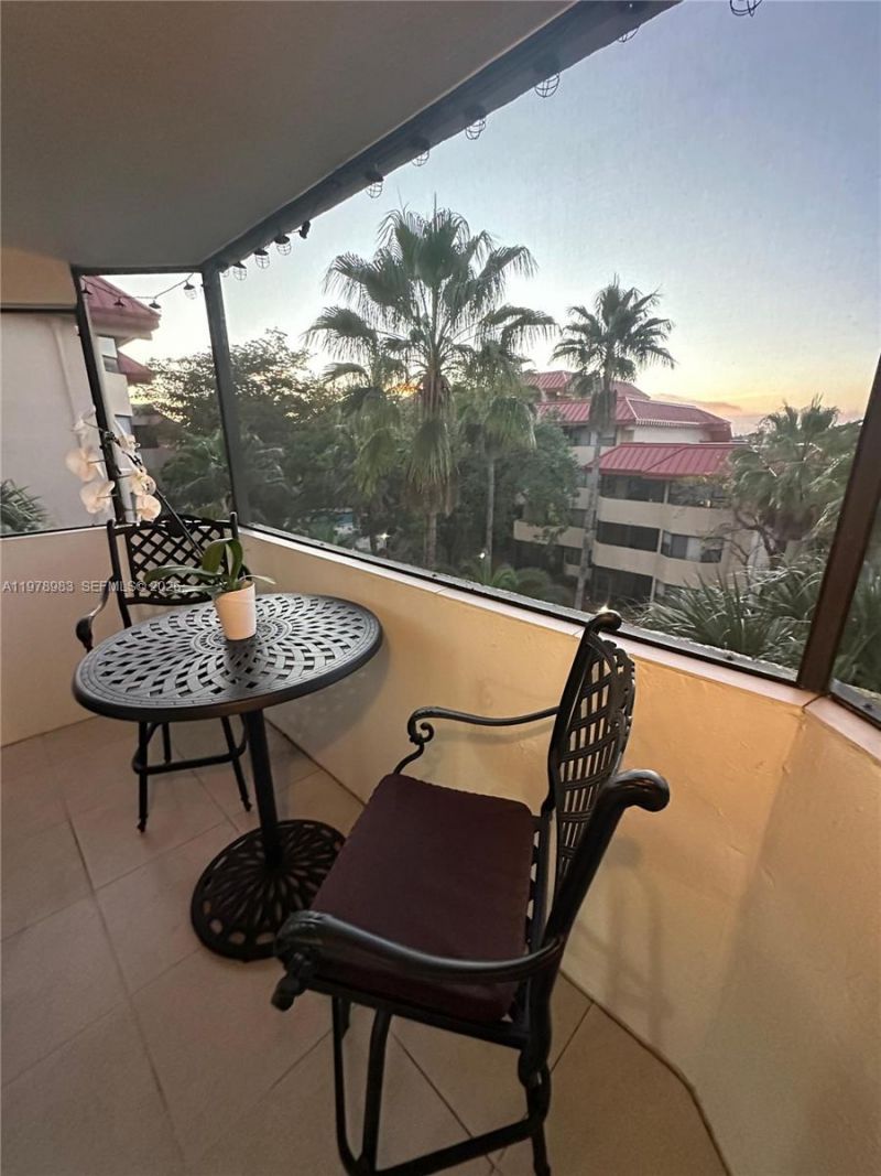 7401 NW 16th St, Unit 407, Plantation, FL 33313 Photo