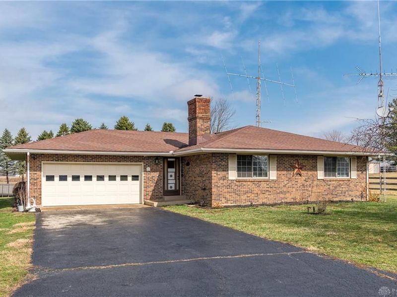 4463 Lewisburg Western Road, Lewisburg, OH 45338 Photo 2