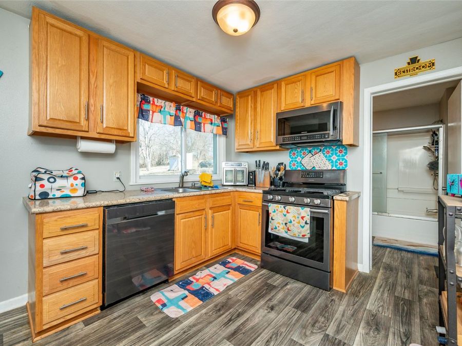 Property Image 8