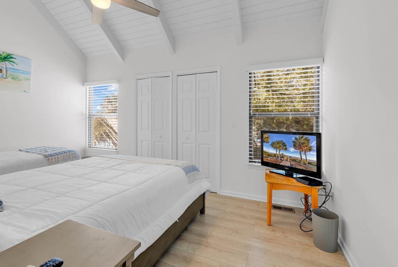 153 Oyster Catcher Pl. Photo 14