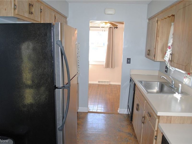 11190 Ronald Drive , Parma, OH 44130 Photo 12