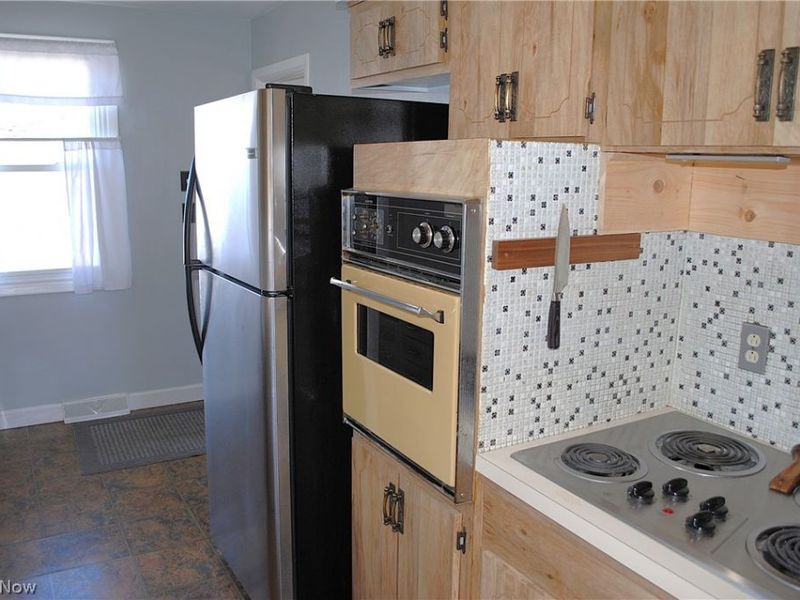 11190 Ronald Drive , Parma, OH 44130 Photo 13