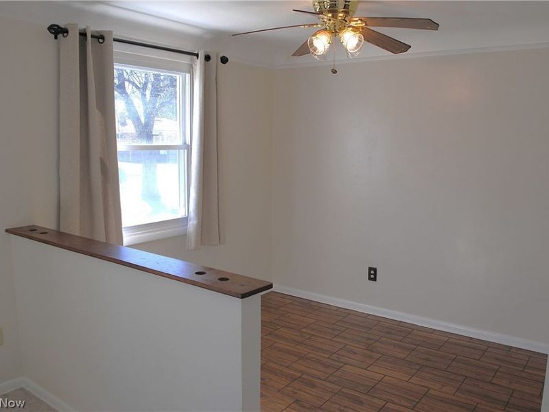 11190 Ronald Drive , Parma, OH 44130 Photo 8