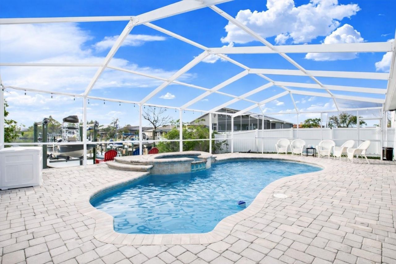 6205 Spanish Main Drive, Apollo Beach, FL 33572 Photo