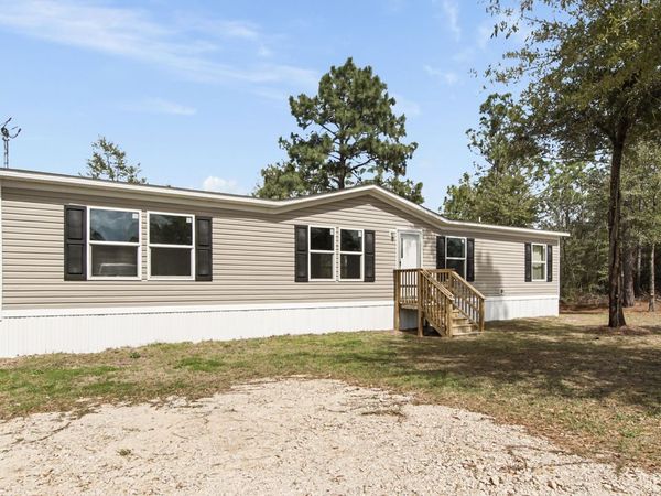 188 Pinetree Lane, DeFuniak Springs, FL 32433