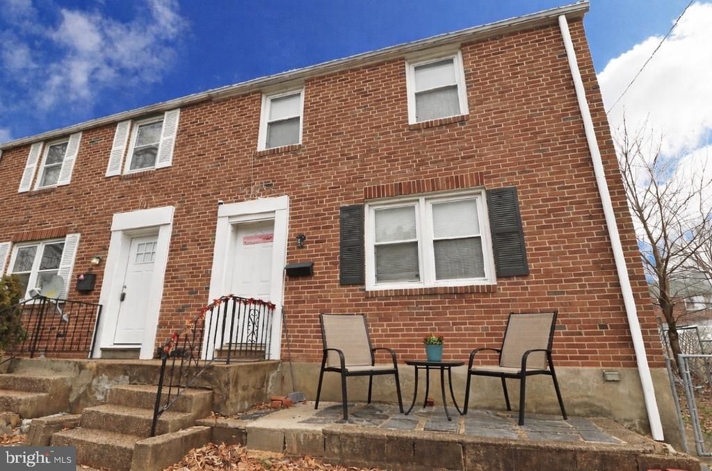 320 Marsh Lane, Wilmington, DE 19804 Main Photo