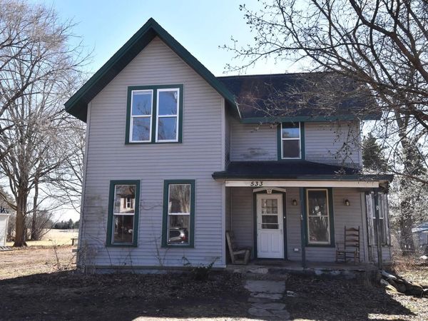 533 E Main STREET, Eagle, WI 53119