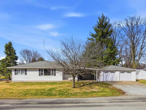 120 W 12th Street, Washington, IA 52353