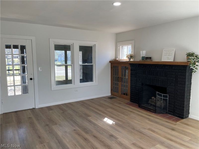 802 Orlando Avenue , Akron, OH 44320 Photo 3